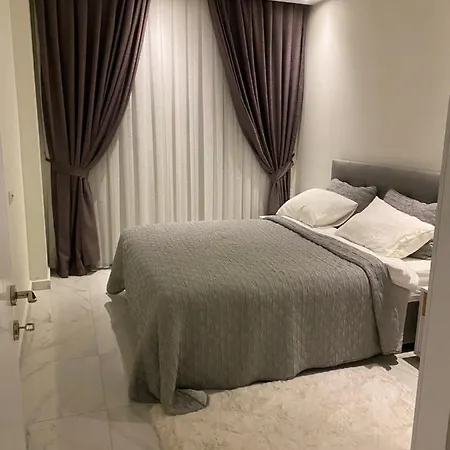 Calypso Apartment *